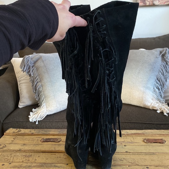 FREE PEOPLE 100% SUEDE LEATHER FRINGE TALL KNEE BOOTS FRINGE WEDGE - Picture 10 of 13